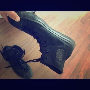 Black Converse High Tops Size 10 Men’s